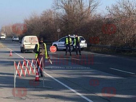 Бургазлии удариха софиянци в земята по безумни причини да минат през КПП-тата 
