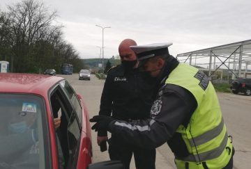 Ето кой ще е първият наказан за лъжи в декларацията за пътуване