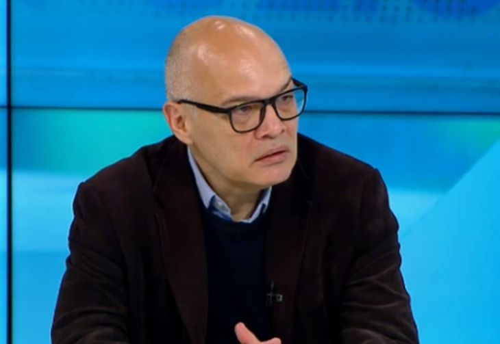 Как заловиха биячите на Слави Ангелов?