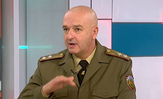Ген. Мутафчийски каза дали ще паднат КПП-тата за Гергьовден 