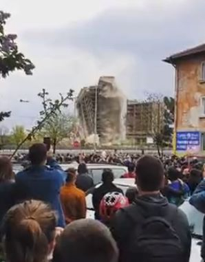 Дистанция ли? ВИДЕО показва какво се случи при взривяването на ИПК „Родина” 