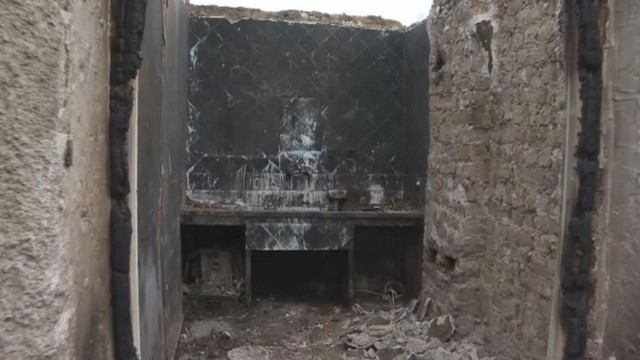 Без дом в извънредно положение: Къщата на семейство в село Ветрен изгоря до основи