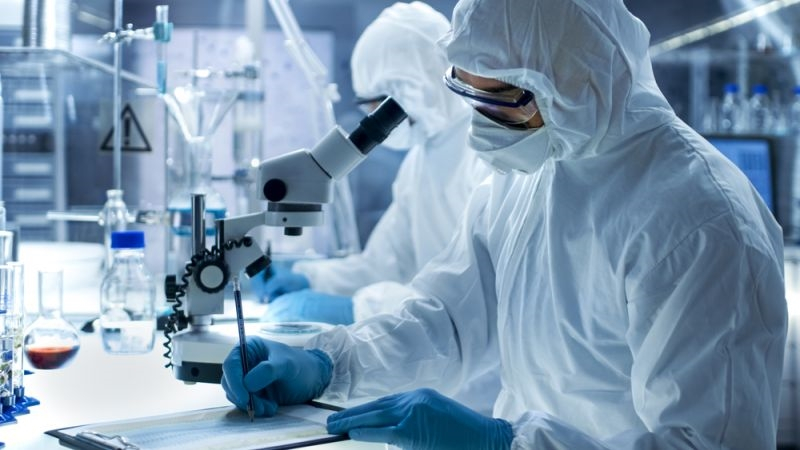 Учени от Харвард, за които говориха от Щаба, с кошмарен доклад за COVID-19
