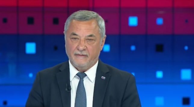 Валери Симеонов: Решението за парковете е прибързано. Политиците трябва да слушаме щаба, а не да се правим на лекари