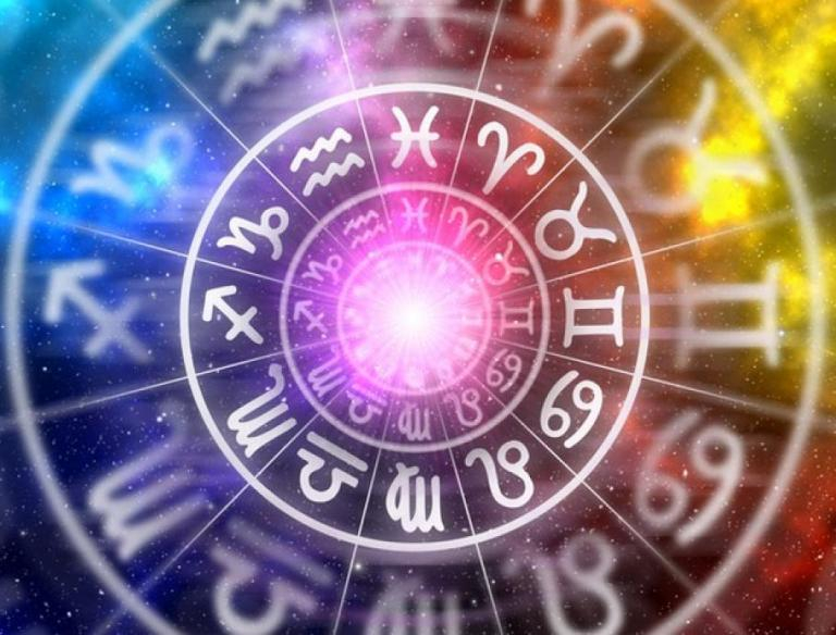 Как зодиите обичат и се срещат по време на карантина?