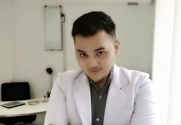 Лекар от първа линия се зарази с К-19 и умря преди сватбата си ВИДЕО 