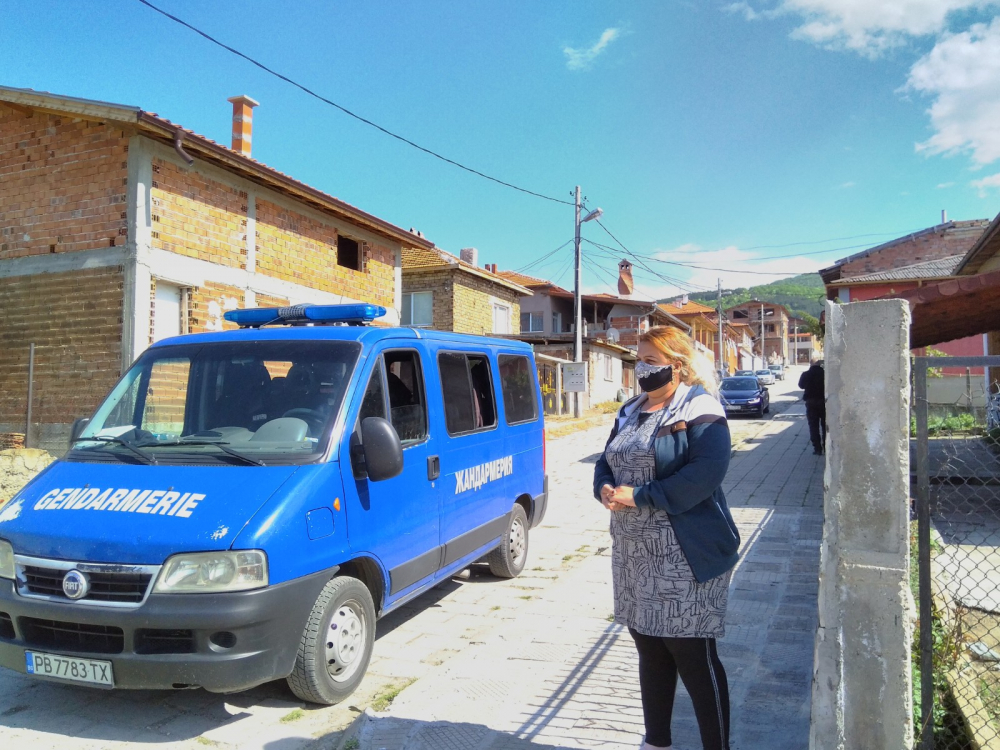 Шефът на пловдивската полиция каза какво се случва в махалата в Брестовица СНИМКИ