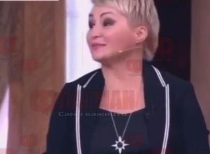 Руска певица твърди, че е била отвлечена от извънземни