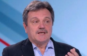 Д-р Симидчиев с притеснителна прогноза: Ще живеем дълго с К-19, но...   