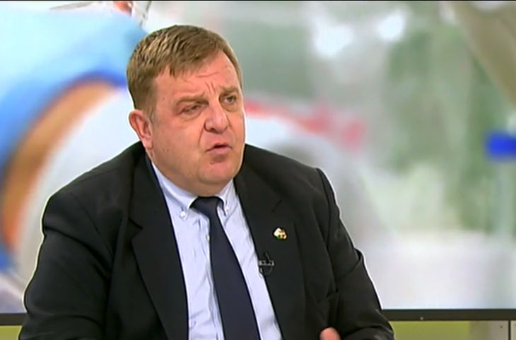 Каракачанов заговори за много пари и облаги за българите заради К-19