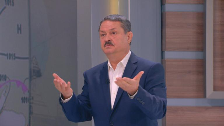 Климатологът проф. Рачев пред БЛИЦ с плашещи разкрития за починалите от COVID-19 у нас 