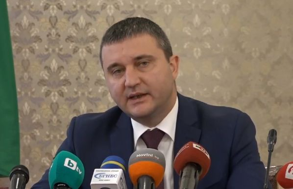 Министър Горанов отговори на Васил Божков! 