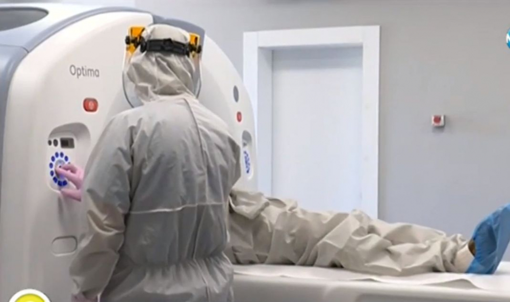 Зловещи СНИМКИ от скенера на починали и излекувани българи от К-19 ВИДЕО