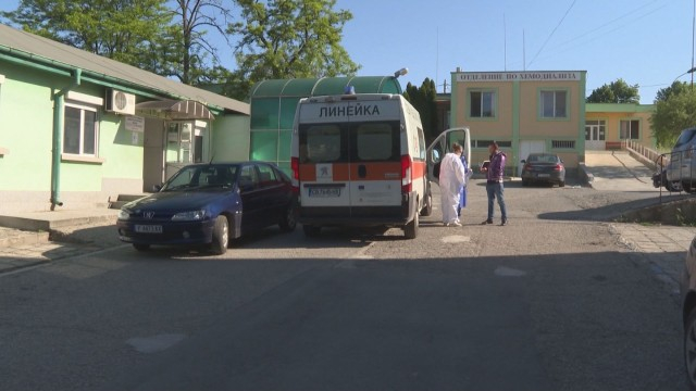 След подканата към ямболските цигани да се заразяват с К-19 над махалата ще кръжи...