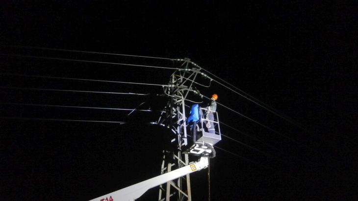 ЧЕЗ Разпределение присъедини над 250 обекта с работа през нощта 