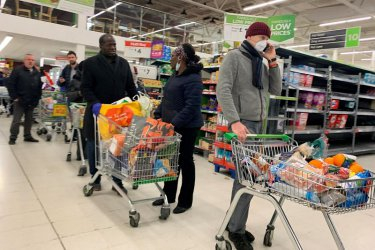 Българка от Лондон разказва за продължаващия кошмар с COVID-19 в Кралството
