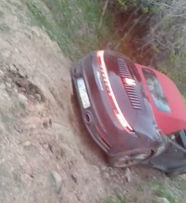 Шаш: Нашенец лашка скъпарско Pоrsсhе 911 Саrrеrа 4S по селски път ВИДЕО 