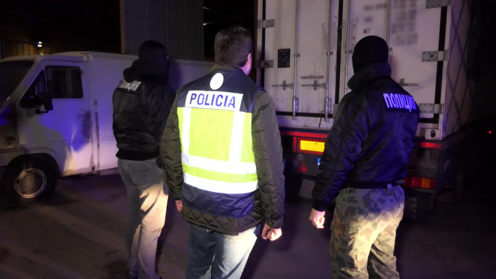 ГДБОП удари колубийски кокаин за близо 20 млн. евро ВИДЕО