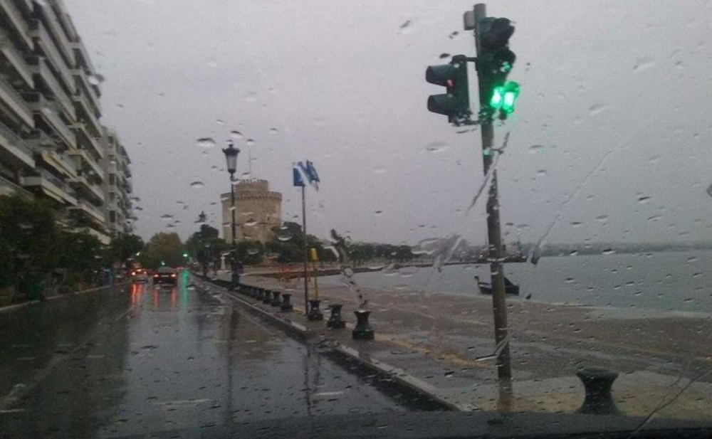 Адът се разтвори над Солун СНИМКИ