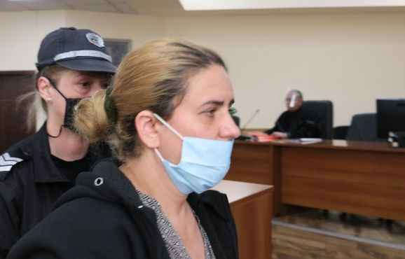 Първи СНИМКИ на циганския лихвар Мендуто с многото милиони и лимузини