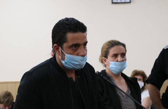 Първи СНИМКИ на циганския лихвар Мендуто с многото милиони и лимузини