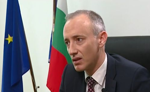 Просветният министър с мрачна прогноза навръх 24 май