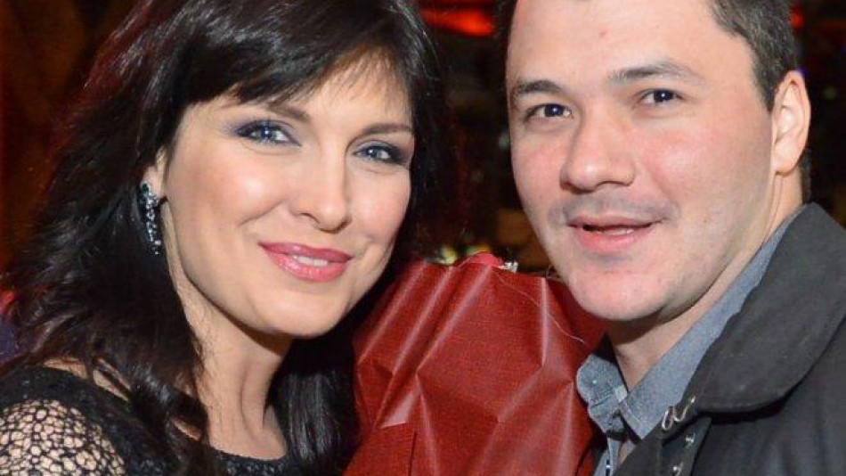 Вижте какво се случва между Жени Калканджиева и Тачо ВИДЕО