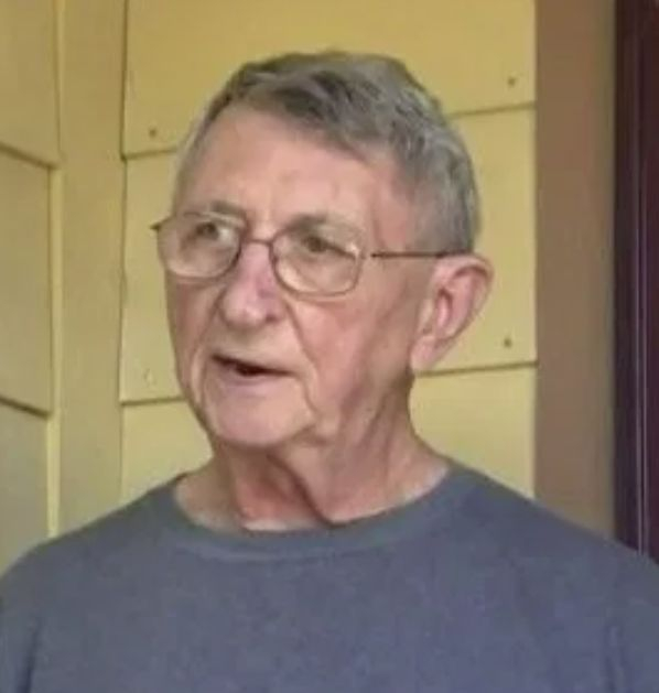Гей злополука: Мъж умря след садо-мазо секс с 81-г. роднина 