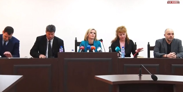 Прокуратурата за аферата с боклука: Открити са снимки с имена на убити и големи суми, изплува името на Божков ВИДЕО