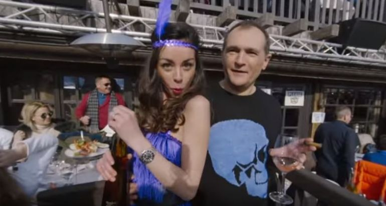 Господин Али Баба, по банков път ли плащахте за харема от плеймейтки и рускини? 