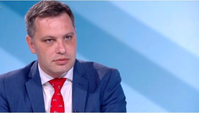 Роден депутат тревожно: Хората се страхуват, че норвежците са на границата и ще им вземат децата