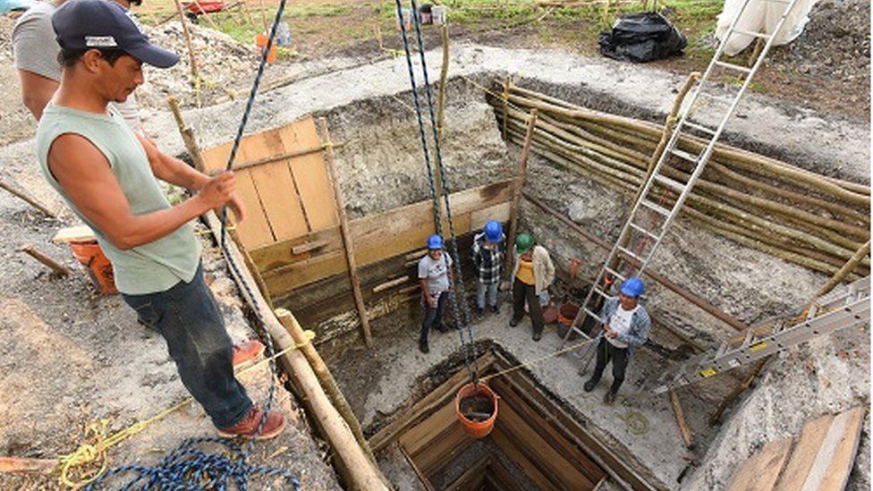 Разкопки откриха невиждани досега тайни на маите ГРАФИКА 
