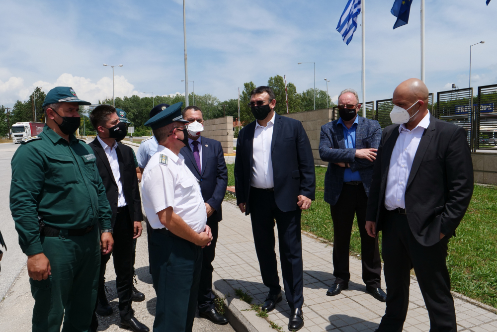 Министър Маринов отиде на ГКПП-Кулата и обяви голяма промяна за шофьорите ВИДЕО