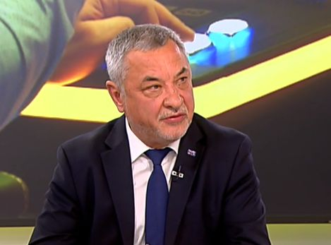 Валери Симеонов: Божков е като хулиганче със спрей в ръка на улицата