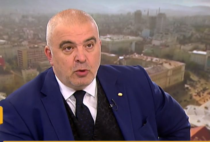 ГЕРБ пак с атака: Нинова и Радев да си кажат за Божков