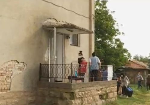 Последни новини от пламналото с К-19 село Изгрев 