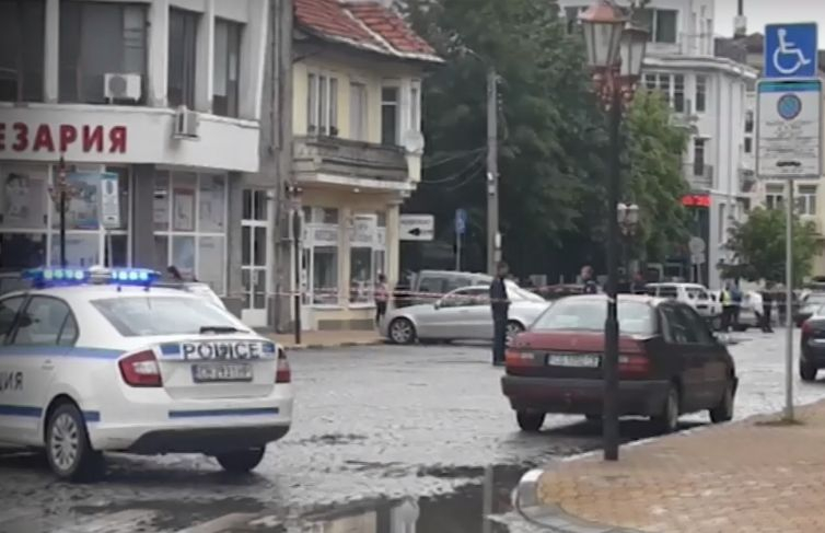 Скандални подробности за дрогирания шофьор, блъснал жена в Самоков  и избягал