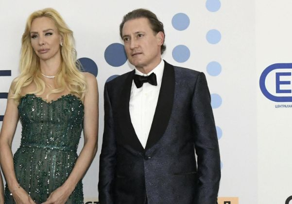 Столична община с благодарствено писмо към инициативата „Солидарност с щипка любов“, подкрепена от фондация "Кремена и Кирил Домусчиеви"