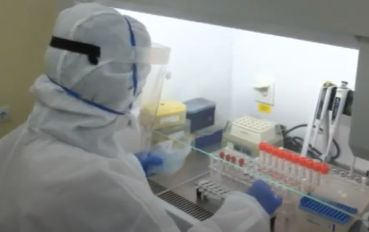 Пробив: Българи на крачка от откриването на молекулата за лечение на COVID-19