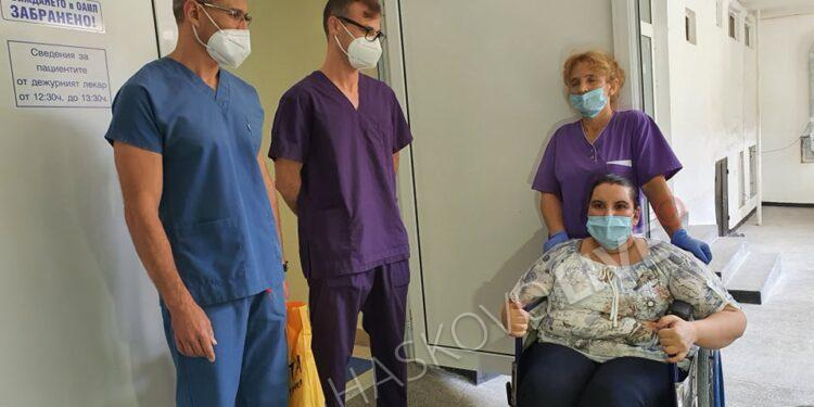 След 41 дни интубация изписаха гурбетчийката Златка, донесла К-19 от Нидерландия ВИДЕО