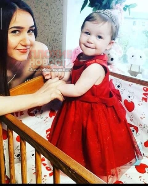 Полицай се напи и изхвърли красивата си, млада жена през балкона