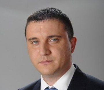 Горанов с гръмки разкрития за Божков и далавери в Комисията по хазарта 