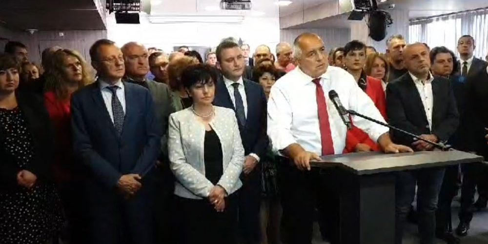 Експерти категорични: Борисов с повече подкрепа след снимките и Божков
