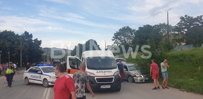Юристът на община Враца бере душа след зверското меле в жк. "Дъбника" СНИМКА