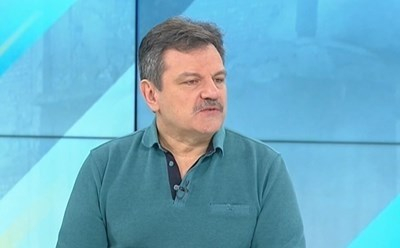 Пулмологът д-р Симидчиев: Малко хора са видели заболели и тежко болни от К-19 и погазват мерките