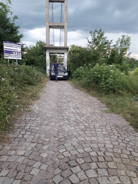 Такъв глупак с кола в Кърджали отдавна не бяха виждали СНИМКА