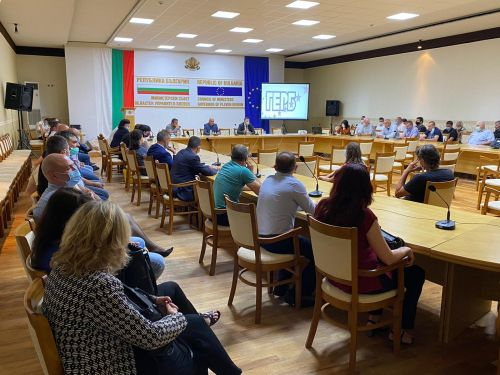 Цветомир Паунов: Морално е изключените от ГЕРБ съветници в Плевен да напуснат Общинския съвет