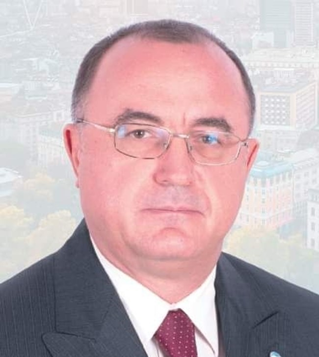 Борис Милчев от ДБ в конфликт на интереси. Консултира мол и не дава метро до него