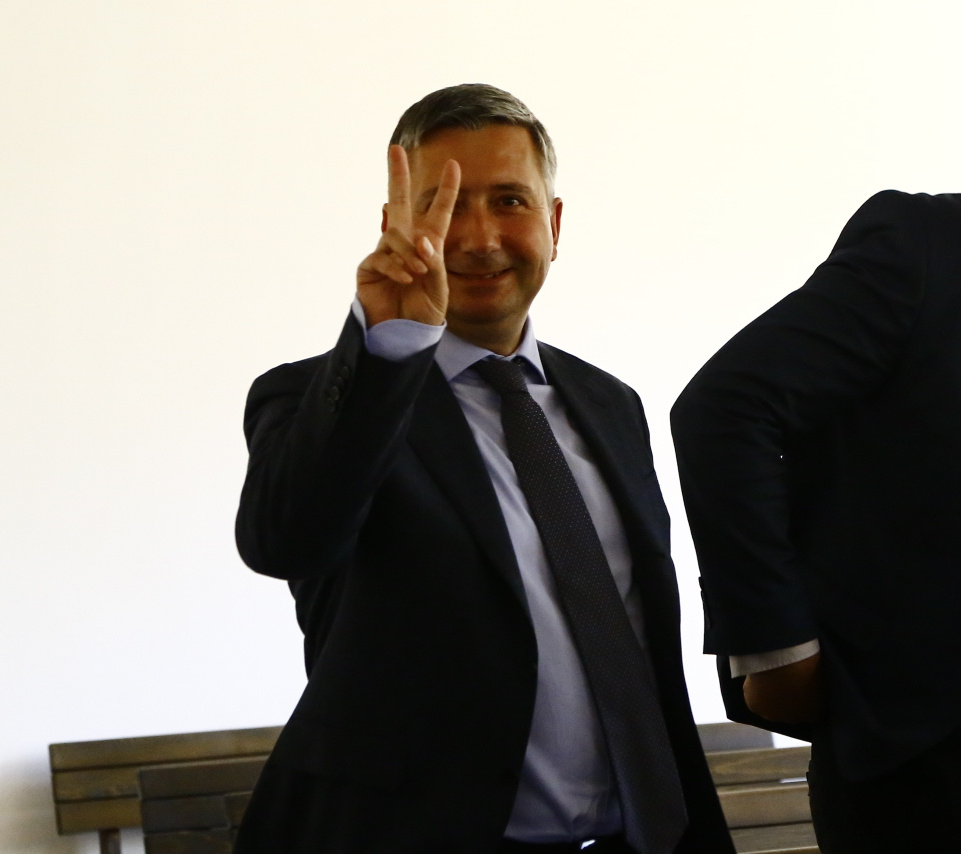 Четете си библията „Капитал“, господа от ПП-ДБ!