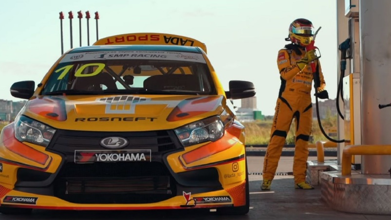 Готови за полет: Състезателна  Lada Vesta стана такси ВИДЕО